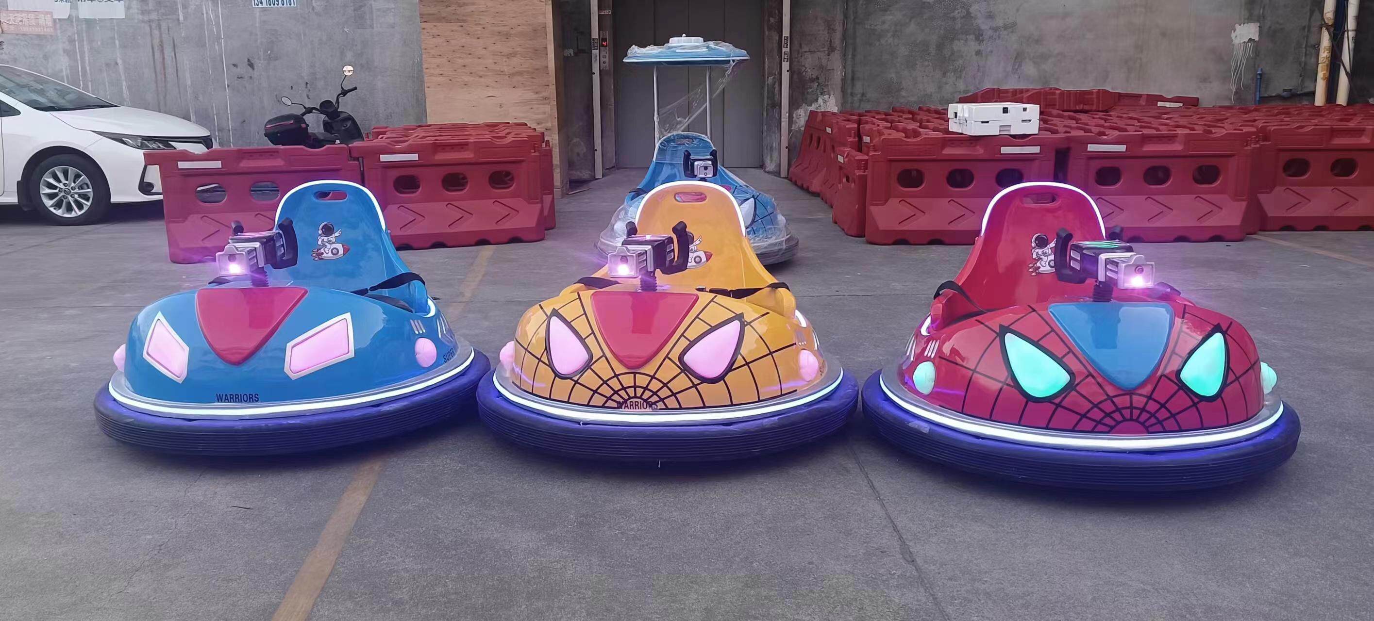 Бампер автомобили 富美强儿童电动漂移碰碰车游乐乐园商场室内外广场公园游乐场设备