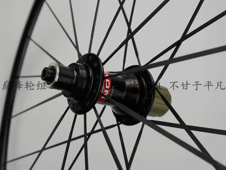 Roues de vélo cyclisme sur route - Ref 2367395 Image 15