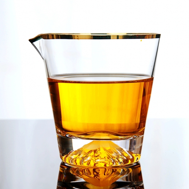 Japan Fuji Snow Mountain Coffee glass kung fu cup kung fu tea tolerant heat division tea device hand depicted Phnom Penh tea sea