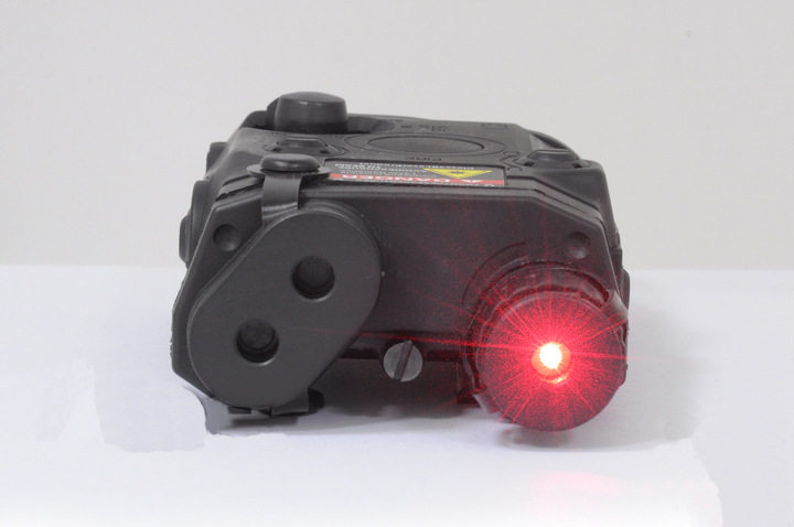 FMA PEQ15 Battery Case Red Laser Laser Indicator Light Outdoor Tactical Absorbent Bullet Accessories Nylon Model