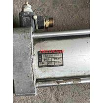 Two Rexroth cylinder models as shown in the picture Negotiable price