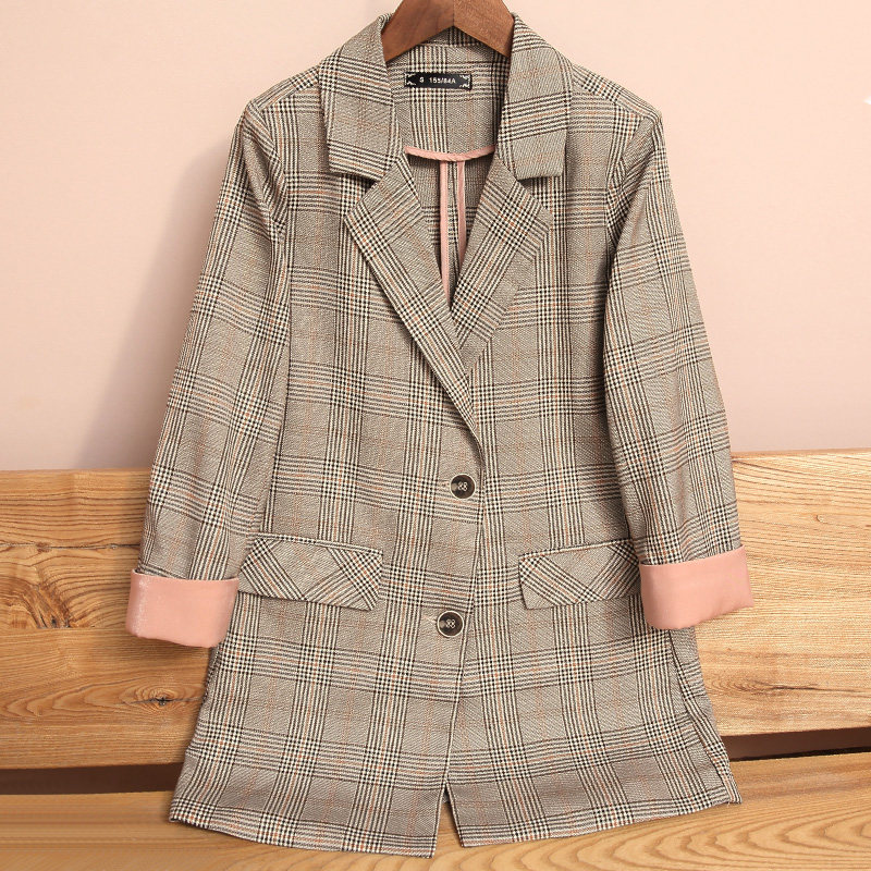 Plaid suit jacket woman 2021 spring summer clothing new Korean version casual 70% sleeve net red 100 hitch a little west suit chic