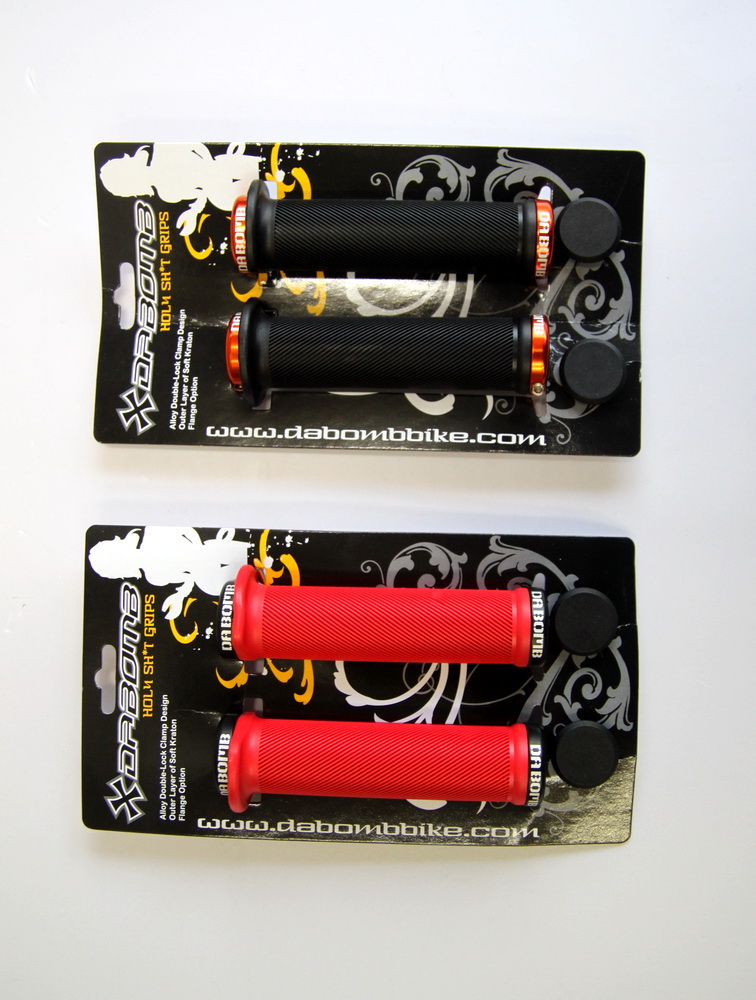 Dabomb puts the cover BONBONS LOCK-ON GRIPS stick candy double lock style