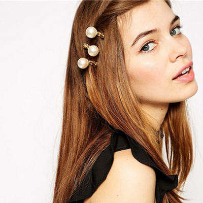 Korean and Japanese fashion classic pearl gold duckbill clips, small hair clips, side clips, hair accessories, popular sweet accessories for women