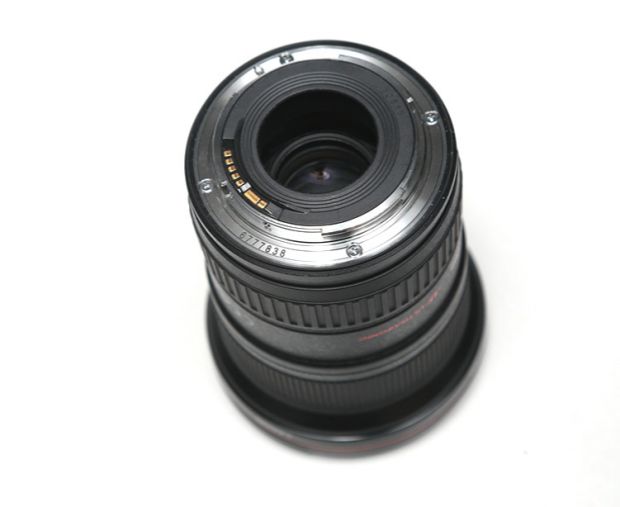 Canon 16-35mm f / 2.8L II USM Big Three thế hệ thứ hai kích thước đầy đủ SLR ống kính zoom góc rộng - Máy ảnh SLR len góc rộng