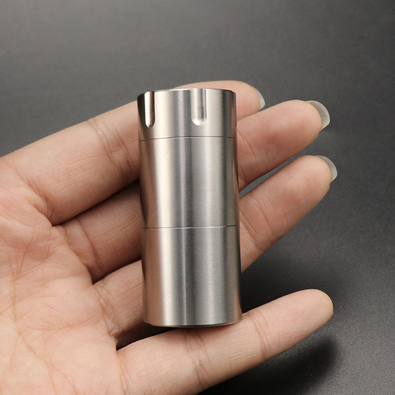 Pure titanium multi-layer grid medicine box One-week large capacity sealed waterproof portable medicine box combination Portable health medicine bottle