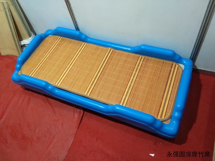 Học sinh hè trẻ em giường chiếu mat mat mẫu giáo ngủ trưa mat tùy chỉnh làm cũi tre mat mat tùy chỉnh giá chiếu trúc 1m6