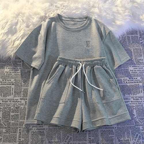 Летний комфортный спортивный костюм для отдыха, комплект, свободный крой, с вышивкой, по фигуре