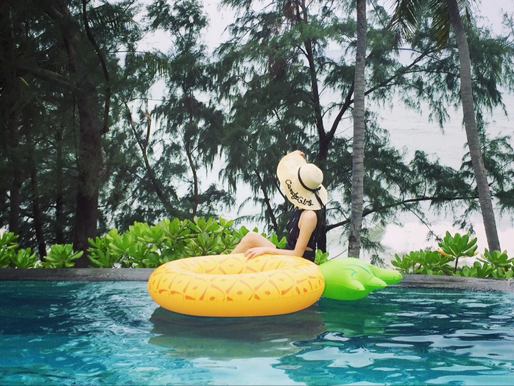 Ins mô hình vụ nổ lớn 120 dứa vòng bơi phao cứu sinh vòng nách vòng nổi vòng giường nổi đồ chơi nam nữ phao tròn cho bé
