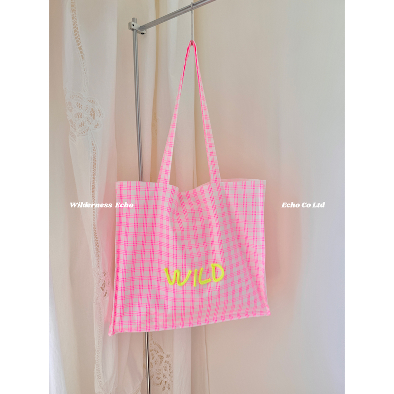 Wilderness Echo丨Original Korean-Style Fluorescent Pink Plaid Large Bag, Shoulder Bag, Contrasting Color Tote Bag Wilderness Echo丨Original Korean-Style Fluorescent Pink Plaid Large Bag, Shoulder Bag, Contrasting Color Tote Bag