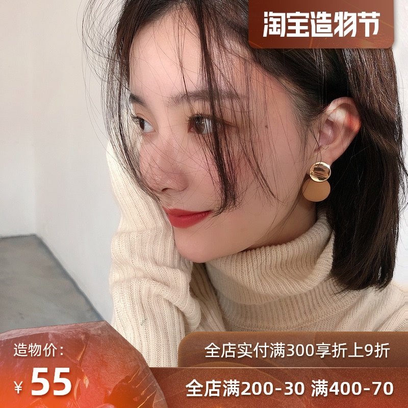 Autumn and winter ear clip female retro port taste cold wind ear clip no ear pierced female high sense earrings no ear pierced earrings female