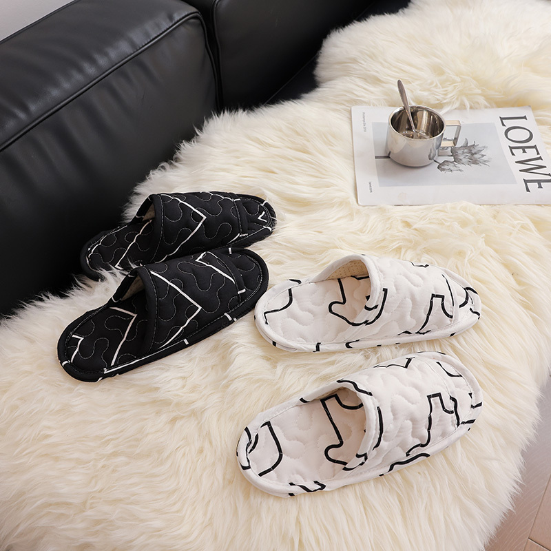 Korean Handmade Fabric Slippers, Quilted and Thickened, Double-Layered, All-Cotton, for Home Use on Wooden Floors, Unisex Slippers with Silent Soft Soles