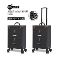 Черный большой съёмный самолет