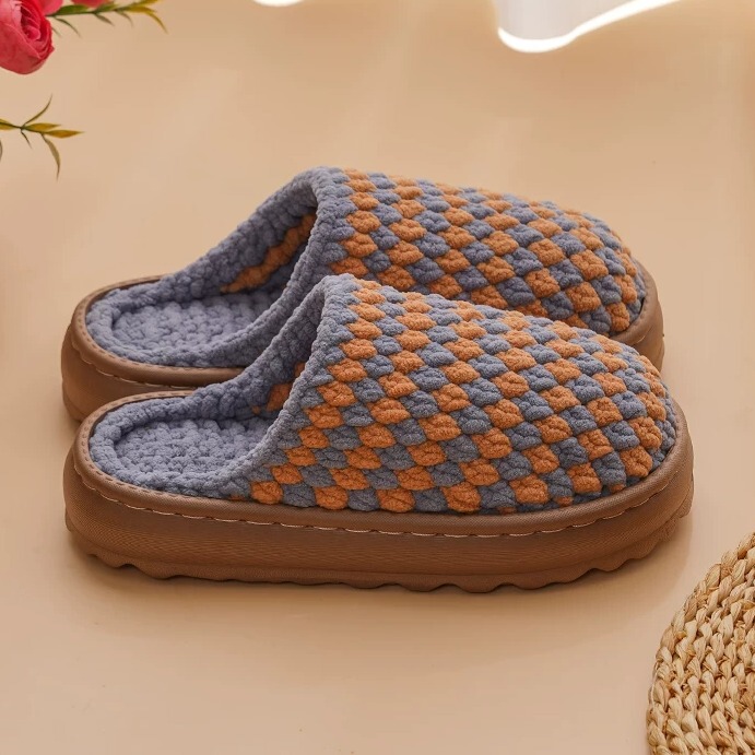 Purely Handmade Crocheted Woolen Cotton Slippers with Thick Eva Foam Soles, Suitable for Weddings, Autumn and Winter, Non-Slip, Wear-Resistant, and Warm Shoes