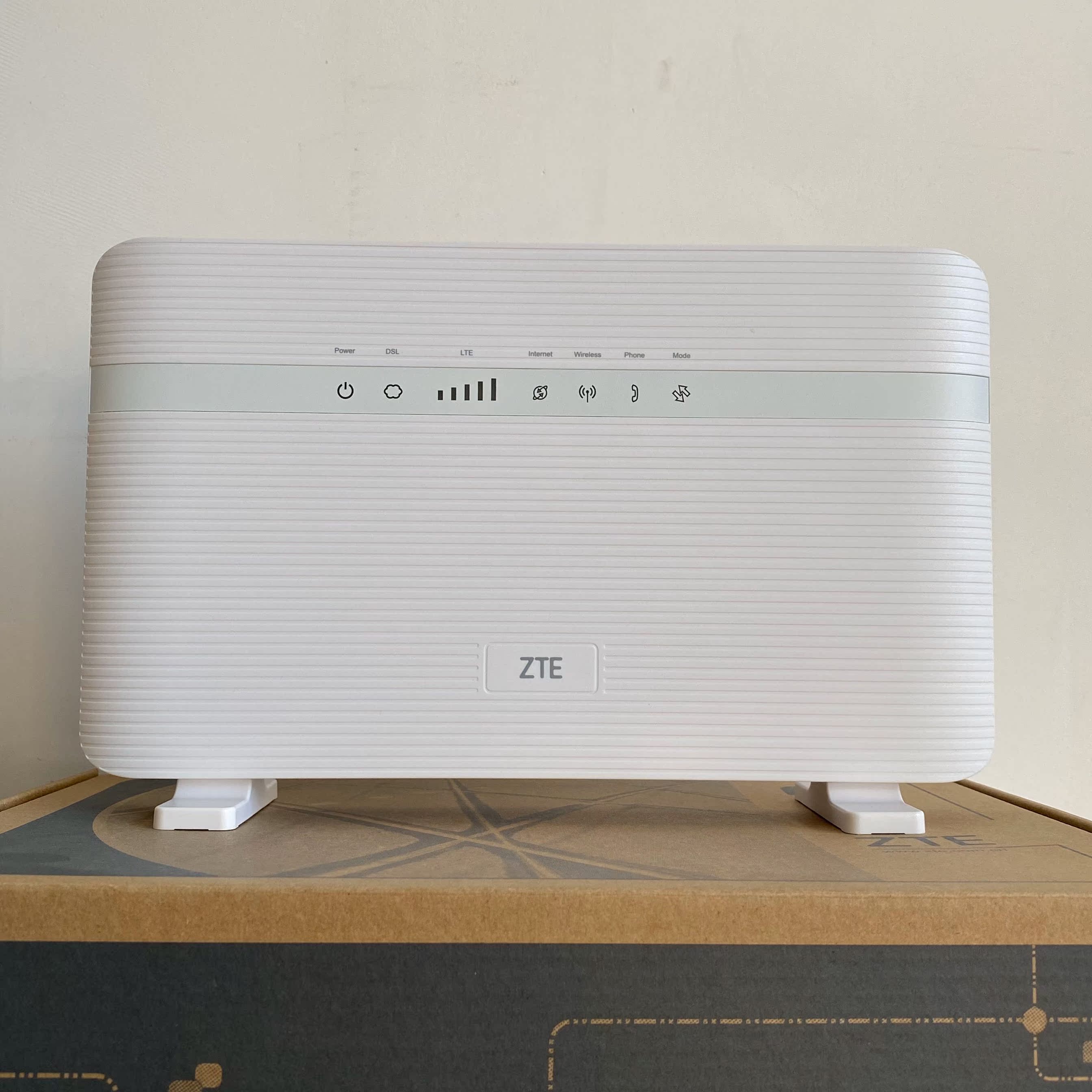 ZTE VDSL2 ADSL2 Gigabit dual Band ZTE CPE 4G LTE MF253 English version H337A