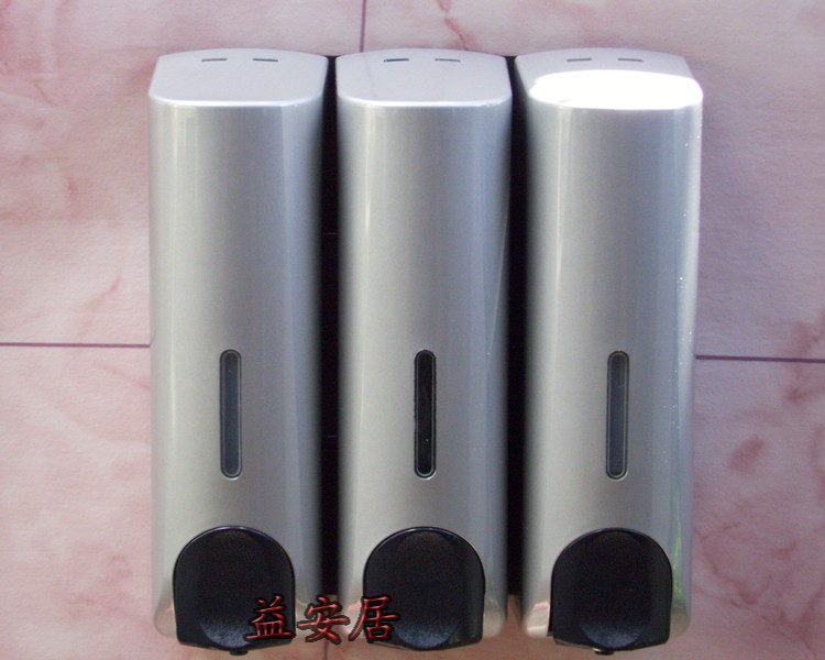 Hotel silver three-headed wordless soap dispenser wall-mounted hand sanitizer soap box bath soap box to soap box