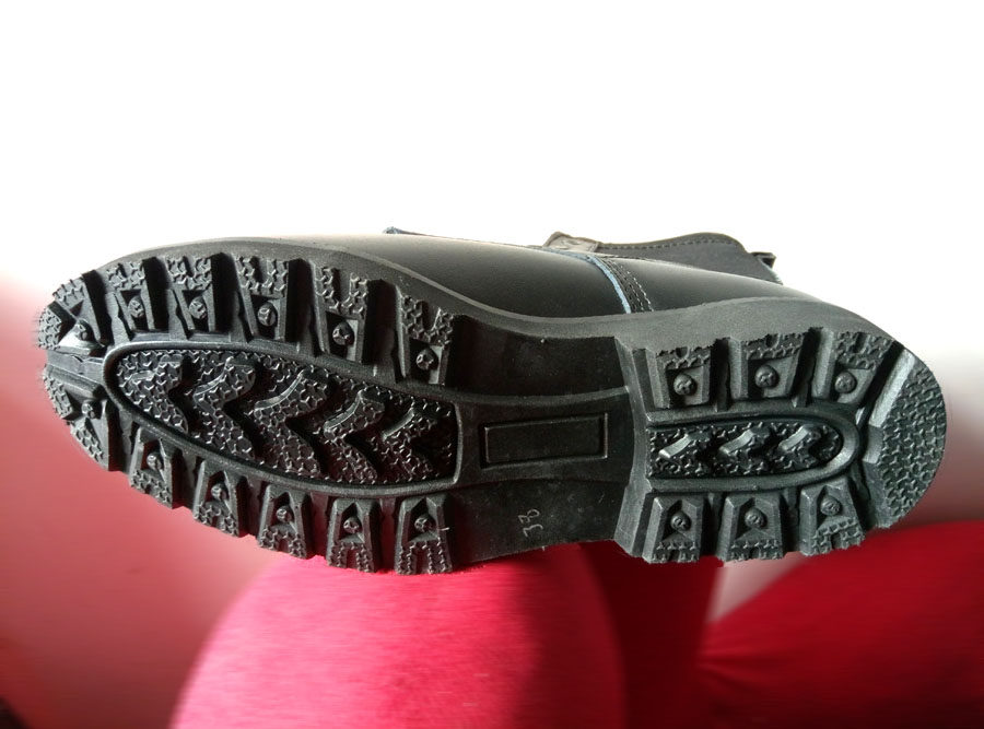 Boots militaires en cuir - lumière - Ref 1399892 Image 8