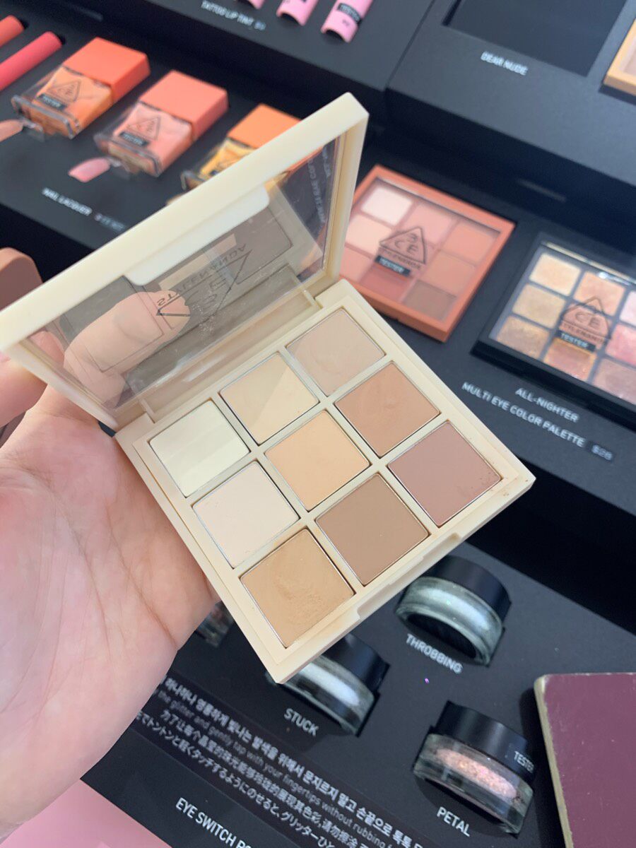 Тени для век 3ce九宫格眼影盘douquet/overtake/dear nude /smoother 亚克力盘