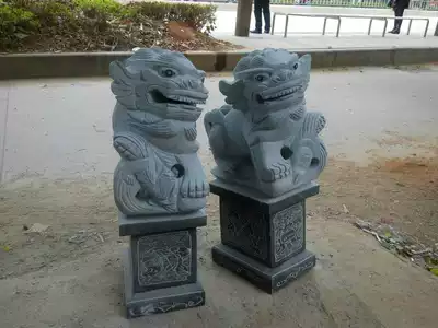 68cm blue stone offering money lion a pair of Zhaocai town house evil wind water stone lion ancient building temple ornaments Huian stone carving