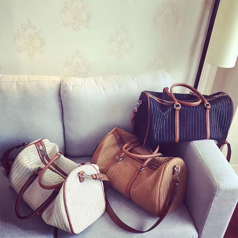 Travel Bag Women's Mobile Large Capacity Tourism Business Trips 2022 New Light Incorporated Portable Short Clothes Luggage Bags