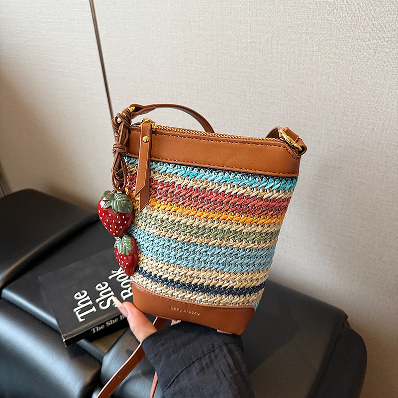 Niche Design Rainbow Woven Bag for Women 2026 New Straw Bucket Bag Mini Shoulder Crossbody Phone Bag Trendy