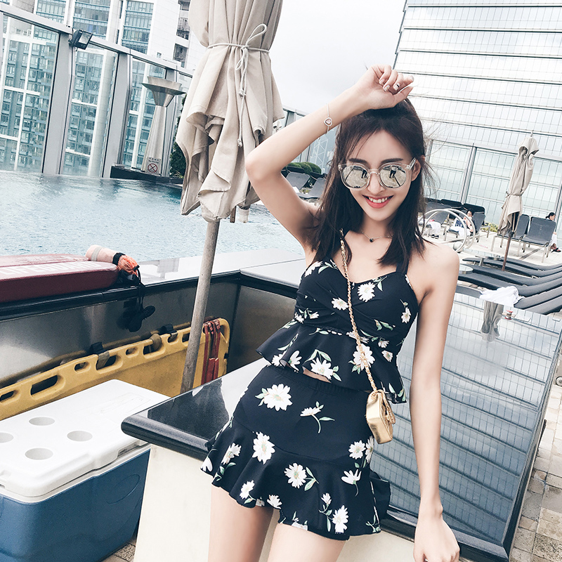 Swimsuit women's 2019 new students Two-style conservative shading of three sets of sexy cute Japanese swimwear