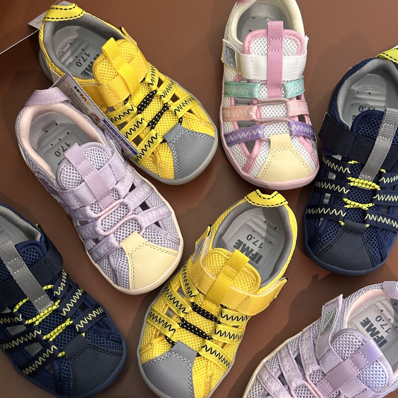 Ifme26 New Model Quick-Drying Japanese-Style Dual-Use Velcro Sandals for Water Activities, Suitable for Men, Women, and Children, Closed-Toe Functional Shoes Ifme26 New Model Quick-Drying Japanese-Style Dual-Use Velcro Sandals for Water Activities, Suitable for Men, Women, and Children, Closed-Toe Functional Shoes