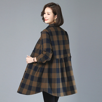 Casual ladies shirt spring and autumn 2021 New loose Korean mother foreign air frozen old shirt plaid shirt coat