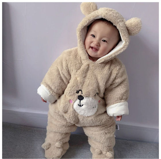 Baby autumn and winter coral velvet jumpsuit 0-1 year old baby winter warm cotton coat newborn thickened footwear