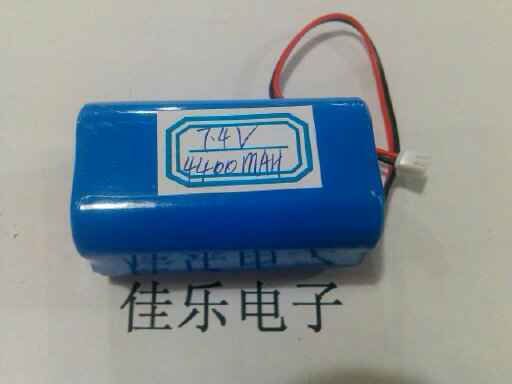 New 7 4V foot 4400mah battery pack rechargeable 3 7v18650 two string two parallel lithium battery combination Special