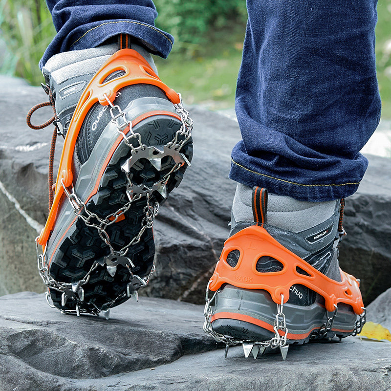 Outdoor Ice Paws Non-slip Shoes Cover Climbing Snowground Winter Non-slip Shoes Ice Grip Sole Non-slip Nails Climbing Anti Slip Chain Snow Claw