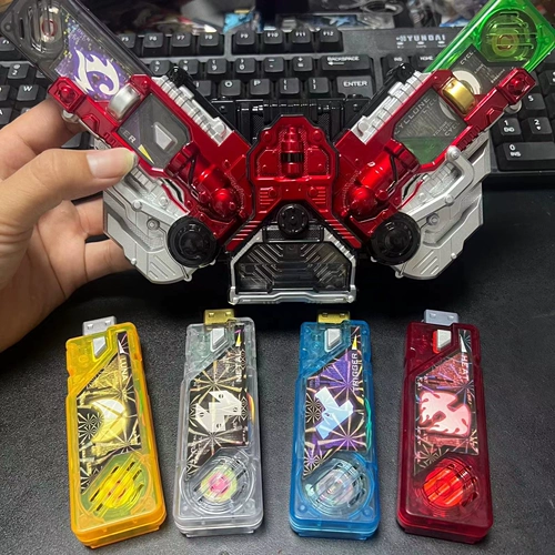 DX Kamen Rider W Двойная верховая вихрь Whirlwind Campy Card Moon God Metal Hot Trise Botes Transformer