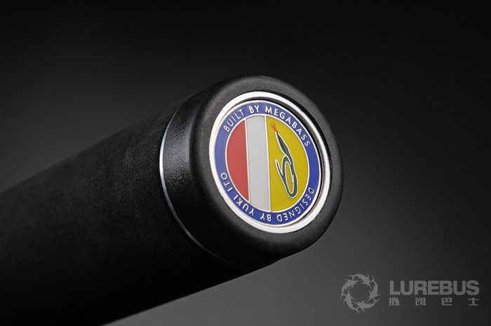 Дорожные суб -полюсный 日本进口megabass路亚竿orochi xxx蟒蛇系列独节两节鲈鳜鱼翘嘴竿