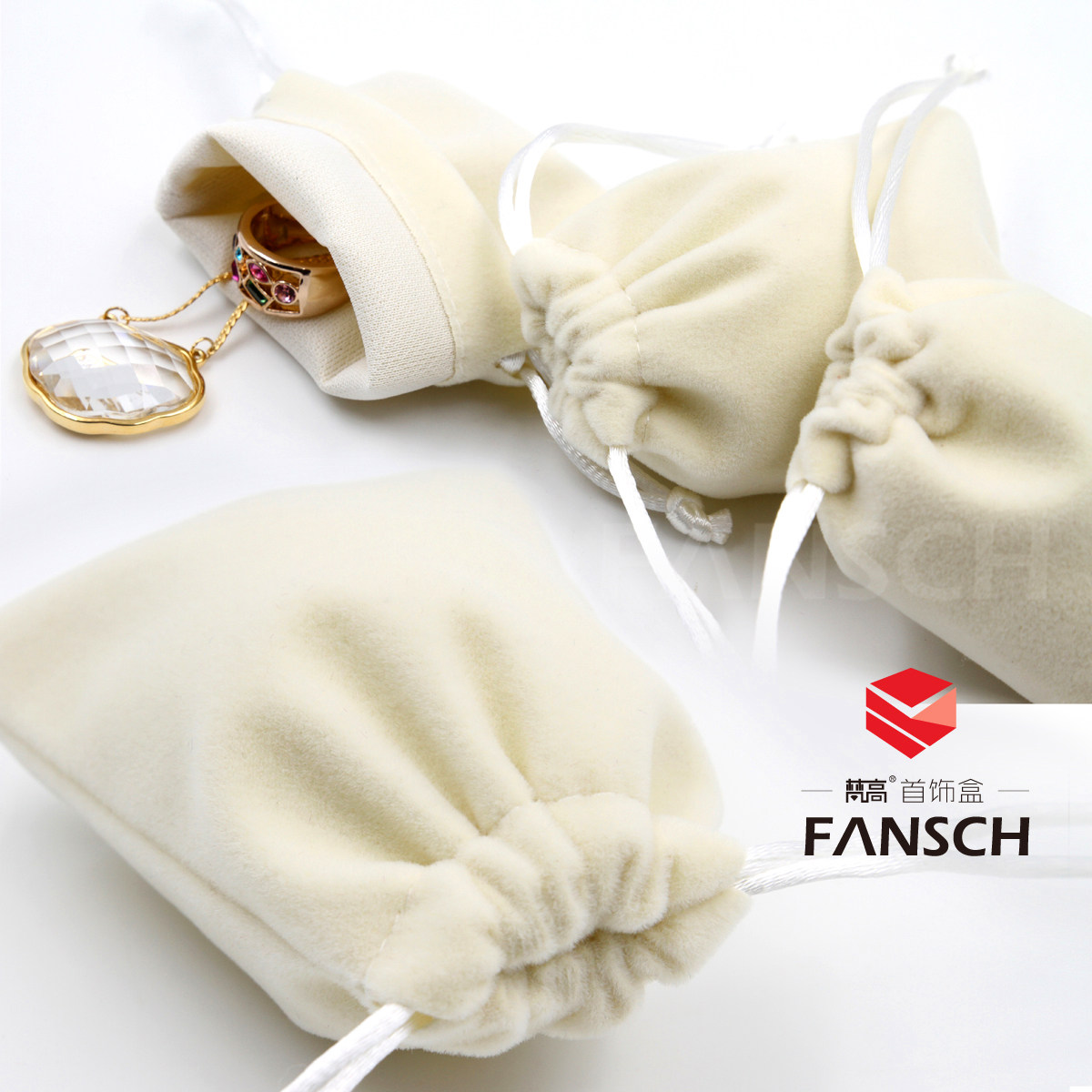 Upscale rice white suede cloth bag Jewelry Bag ROPE HARNESS POCKET RING EAR NEEDLE ORNAMENT BAG SET MAKE RING SMALL CLOTH BAG