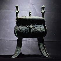 The Ruyi Imitation Antique Bronze Ware Shang Dynasty Woman Good Blade Four Foot Wine Instrumental Wine Museum Furnishing Exhibition Artwork Pendulum