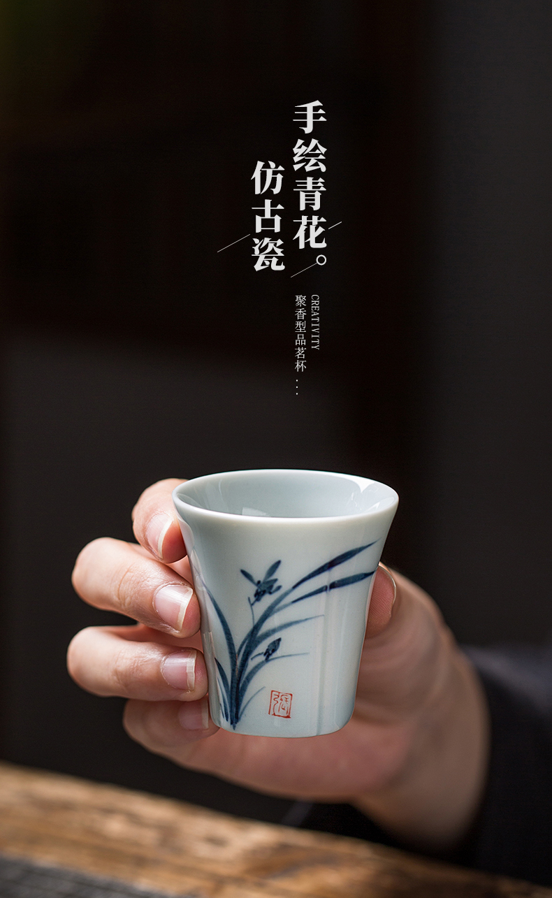 Hand made blue and white porcelain cup small kung fu tea set a single single CPU master cup Japanese tea taking tea cup