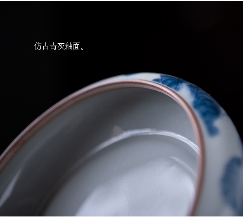 Public remit jingdezhen blue and white porcelain tea bearing day type restoring ancient ways are it bearing pad pot dry tea mercifully the machine base