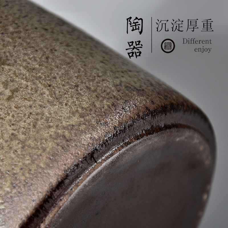 Public remit coarse pottery in hot tea to wash large straight barrel cylinder small black ceramic kung fu tea tea accessories restoring ancient ways