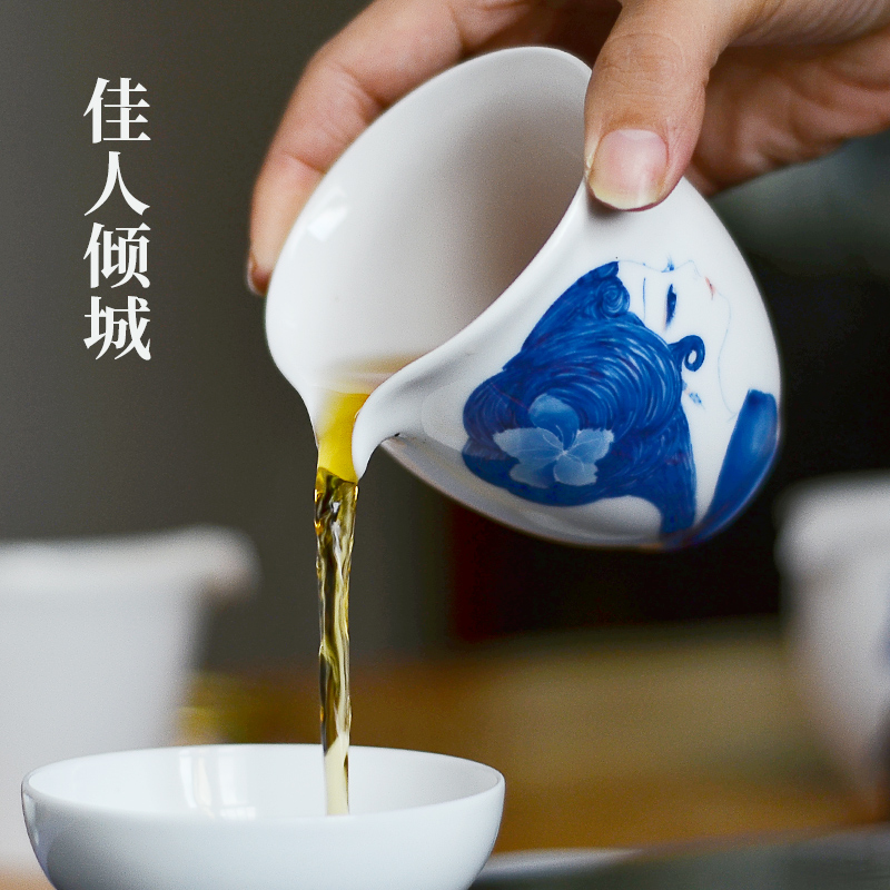 Twenty - four apparatus of jingdezhen blue and white porcelain ceramic fair keller hand - made points of tea and a cup of tea sea kung fu tea set accessories