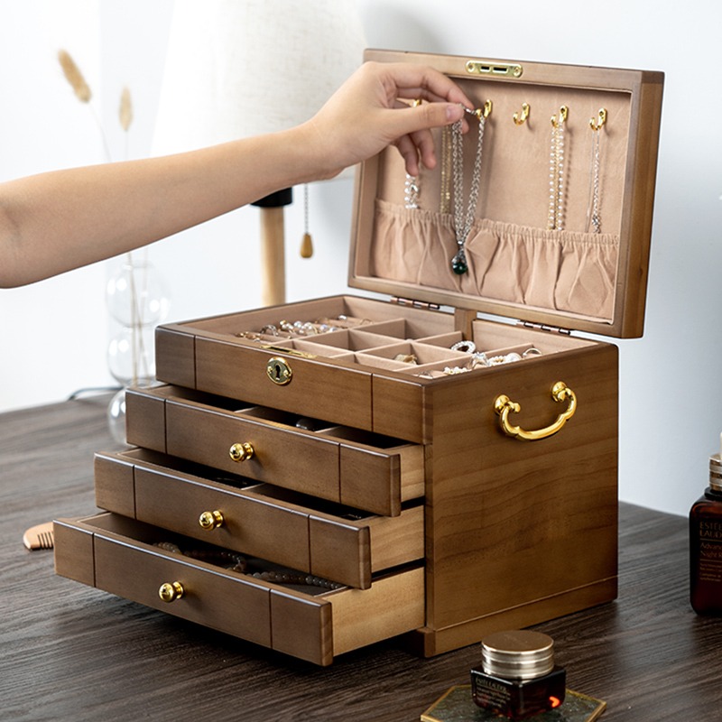 木质华彩：打造珍藏爱意的私密角落