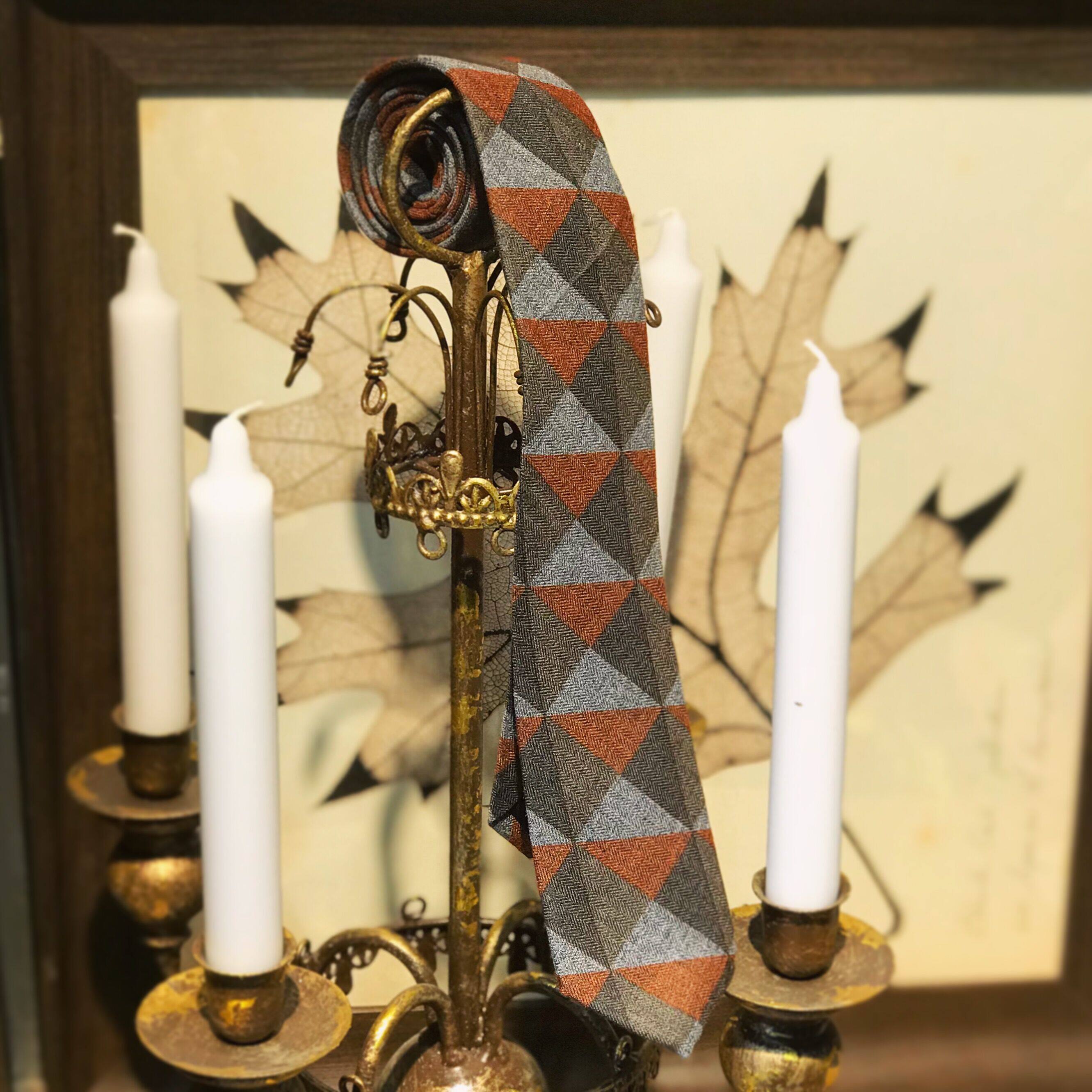 Mr Lu San retro British style diamond plaid Korean version narrow tie Light business men's work tie casual