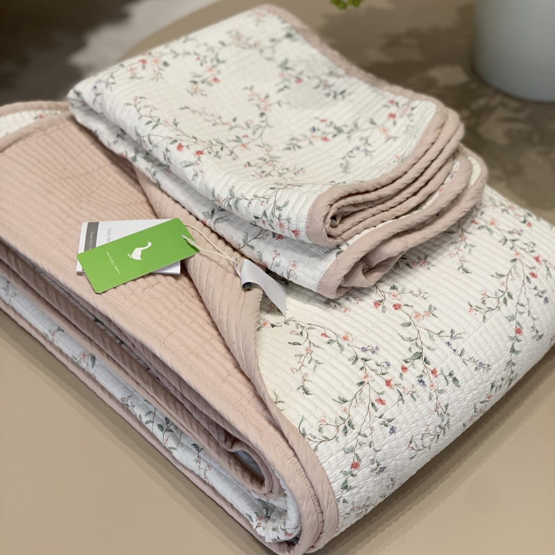 Korean Big Goose All-Cotton Bed Cover Three-Piece Set, Machine Washable, Double-Sided Pure Cotton Quilted Bed Sheet, Suitable for All Seasons