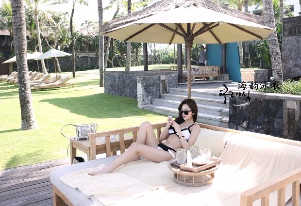 Vành đai độc quyền tập hợp Herve Leger nước chết đen và trắng bikini châu Âu và Mỹ chia áo tắm gợi cảm phụ nữ đồ bơi nữ