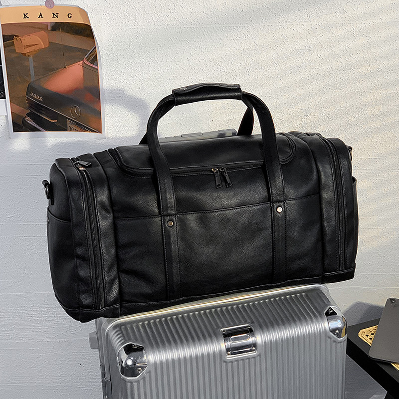Genuine leather men's travel bag trend outdoor fitness bag 2020 new large capacity handbag short trip business bag men