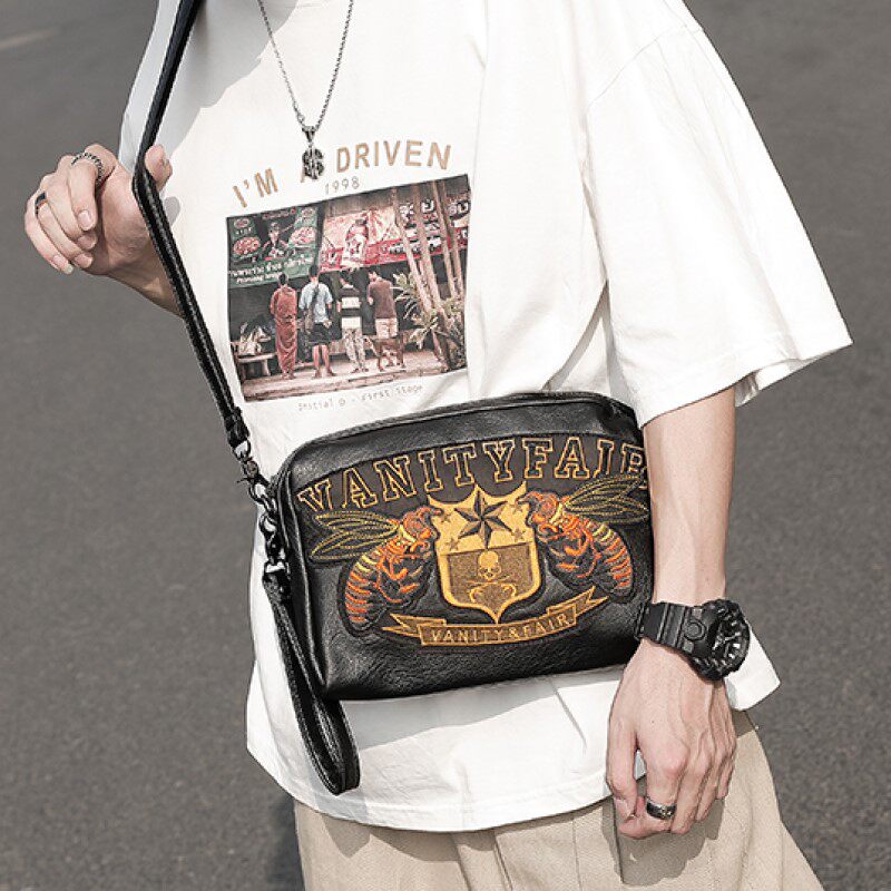 Genuine leather men's bag new single shoulder inclined shoulder bag Han version Mini men embroidery pattern inclined satchel crosswalk sport scapegoat