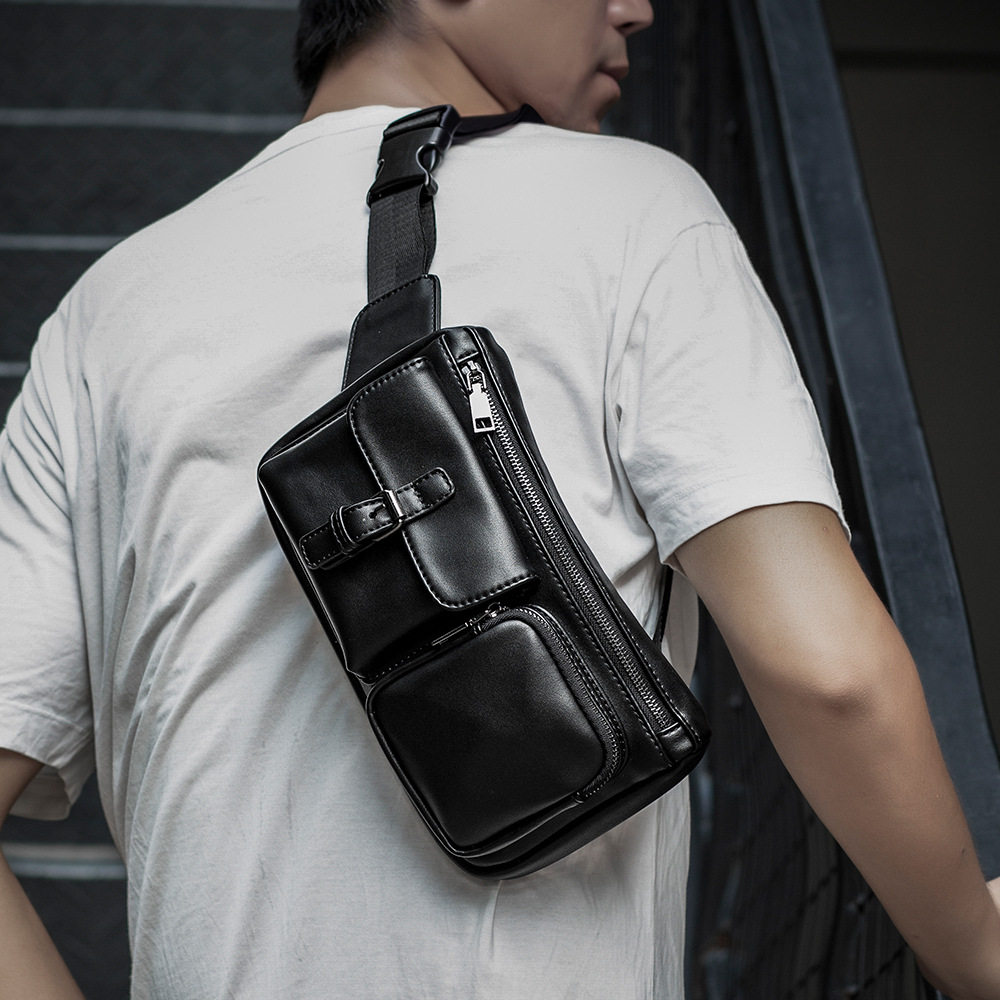 Genuine leather men's chest bag 2020 new single shoulder inclined cross Korean version pocket mobile phone packet outdoor riding sport shoulder bag