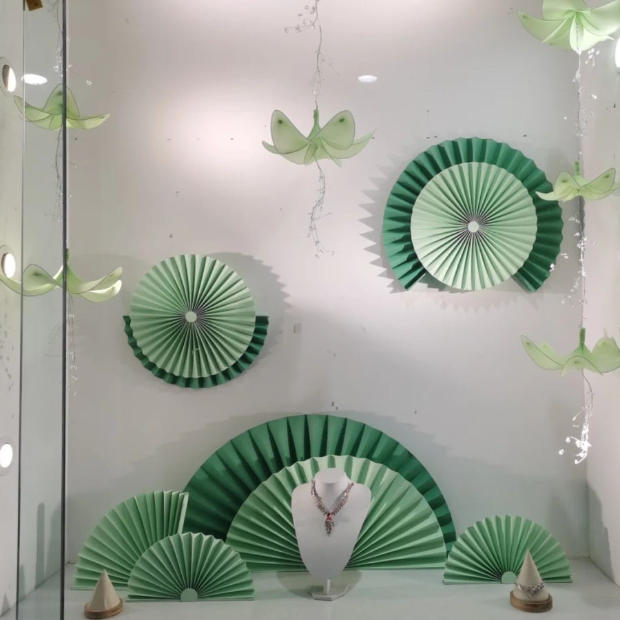 Semi-round red folding fan custom set window beautiful display decoration fan wedding Chinese New Year's tide