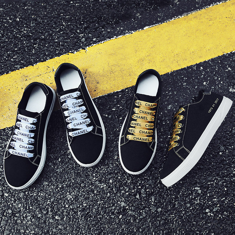 便宜夏季男式工作小脚牛仔七分短裤搭配潮鞋休闲帆布运动逗逗板鞋