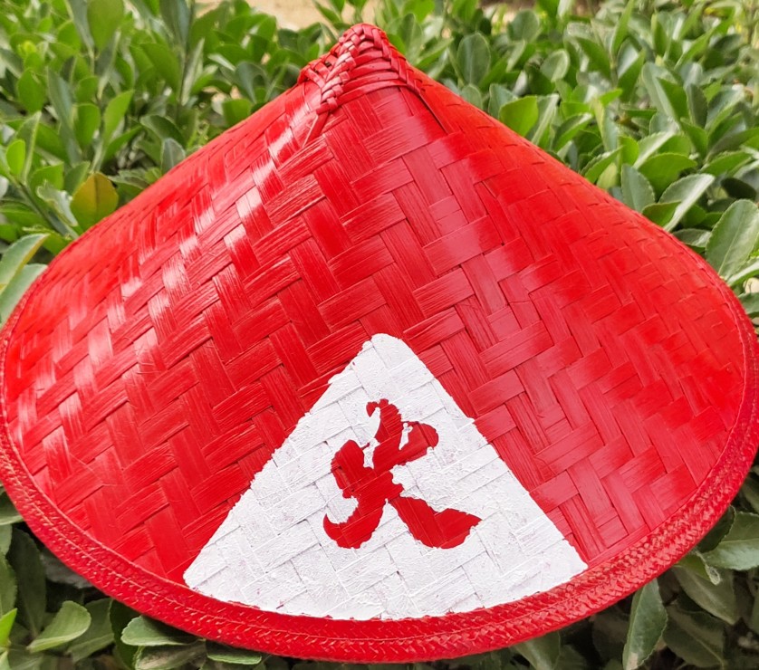 Big light board bamboo hat hat Stage props performance fishing hat Costume lampshade Black knight hat