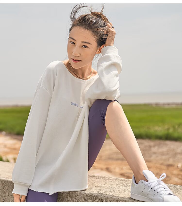 Tu sửa áo len dài tay cổ tròn áo len nữ giản dị có mũ trùm đầu áo len mỏng 2018 mới áo hoodie màu đen